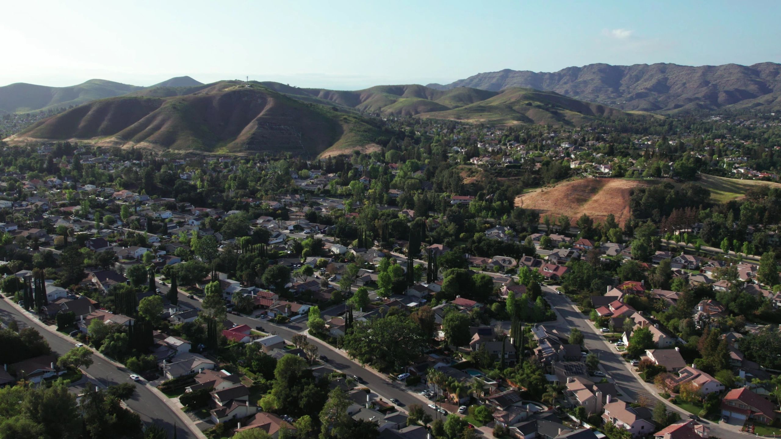 Hillside homes representing flat fee MLS listing services